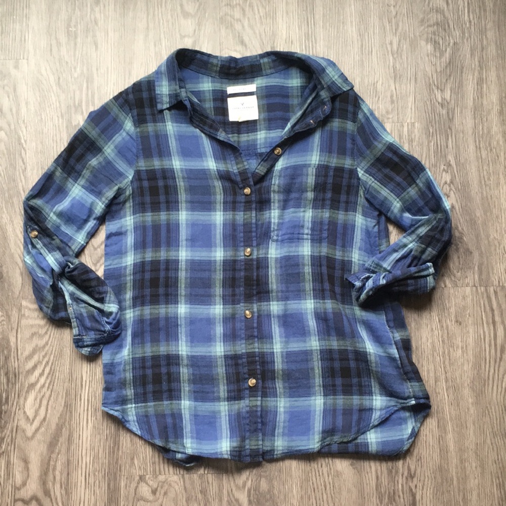 American Eagle Button Down